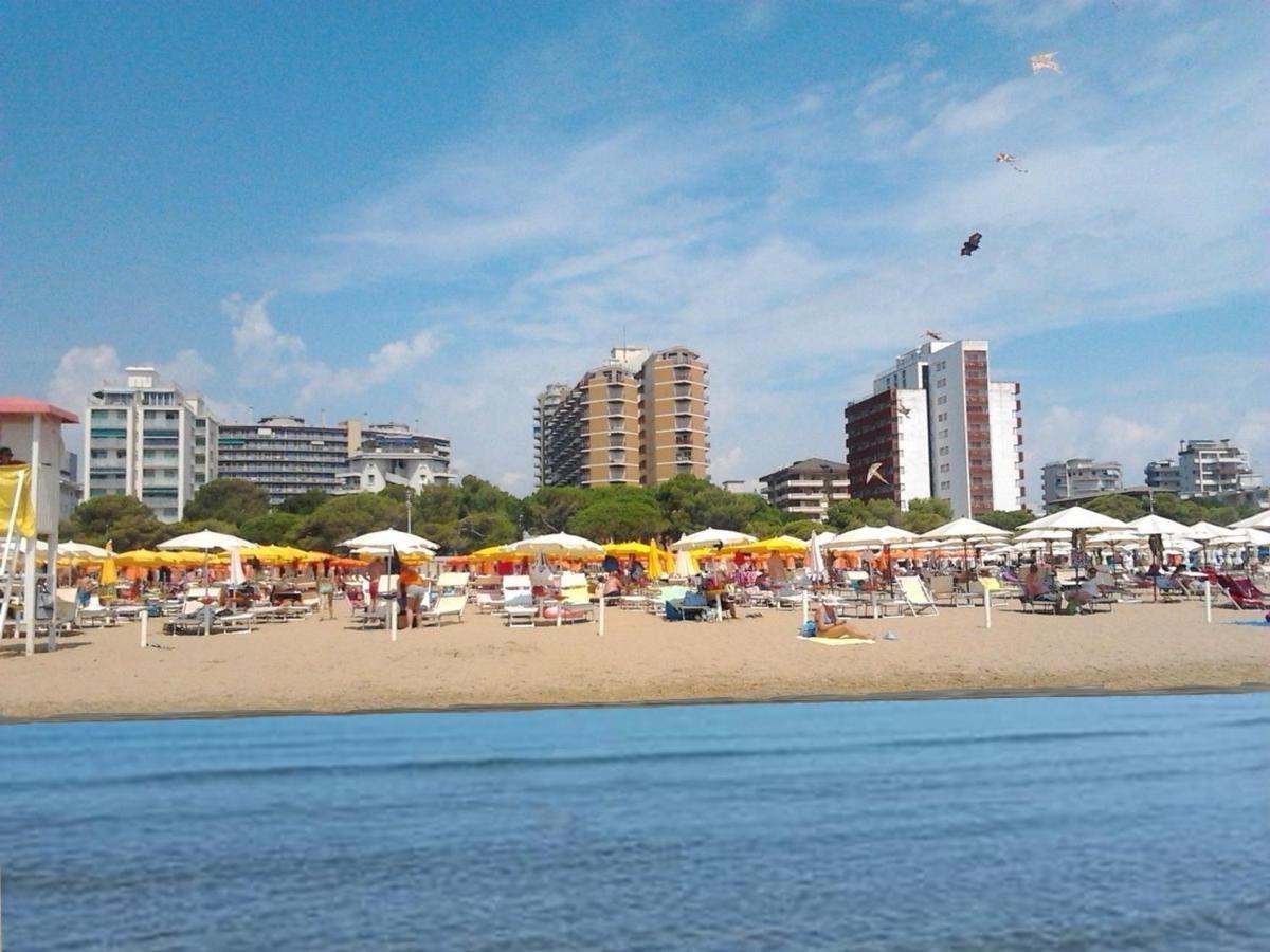 Cristallo Residence Lignano Sabbiadoro Eksteriør bilde