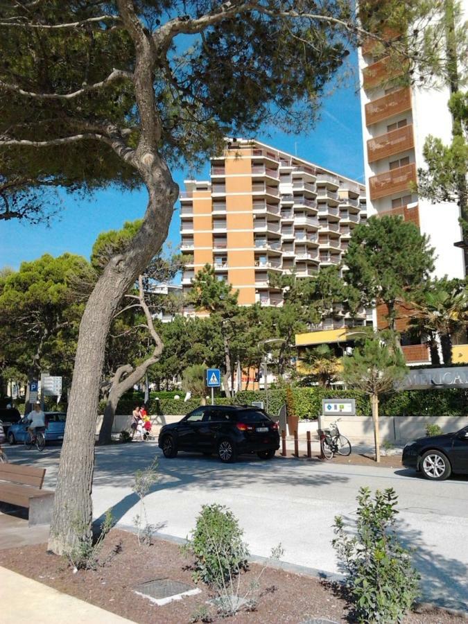 Cristallo Residence Lignano Sabbiadoro Eksteriør bilde