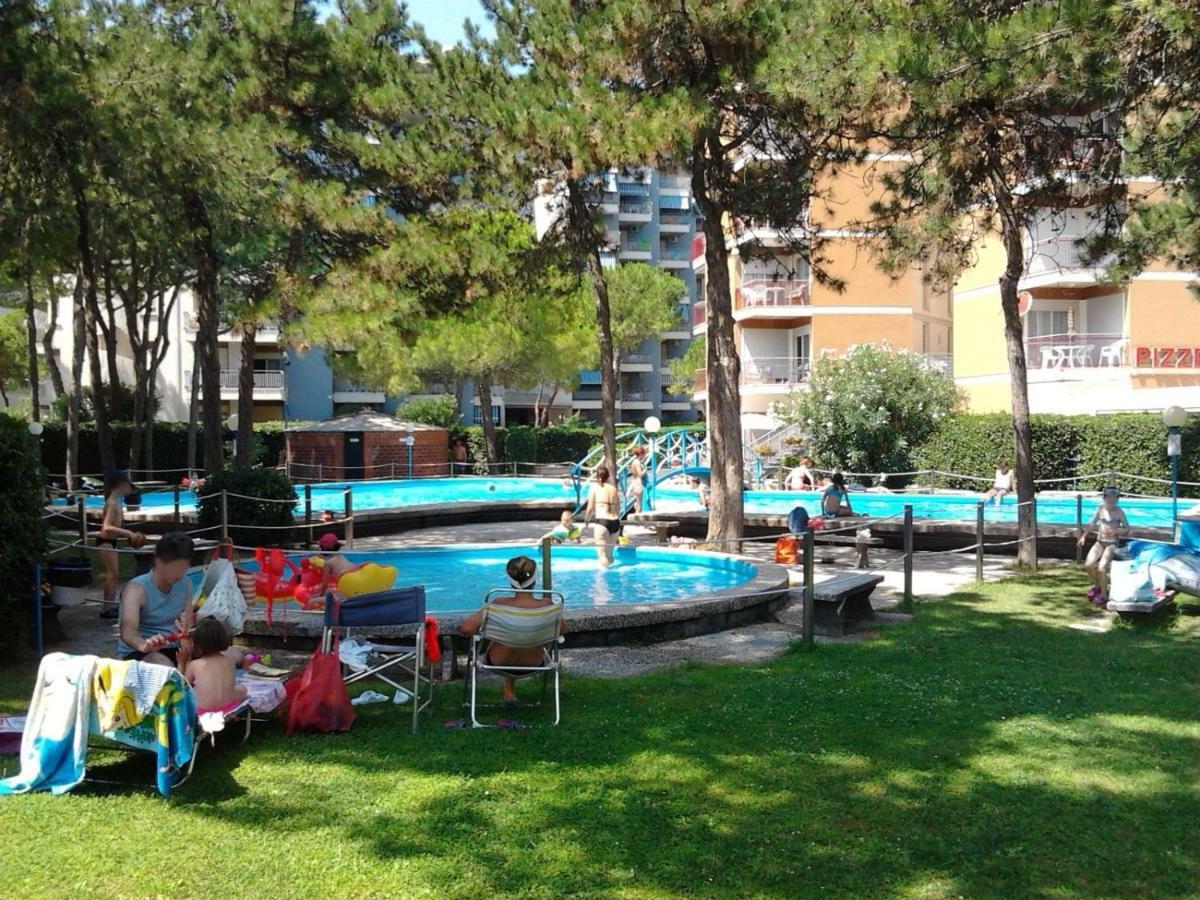 Cristallo Residence Lignano Sabbiadoro Eksteriør bilde