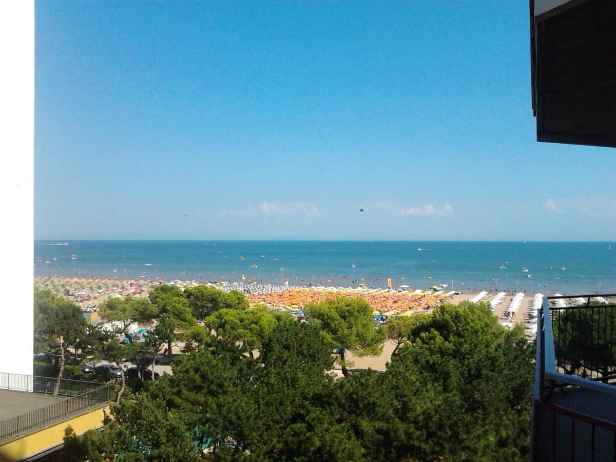 Cristallo Residence Lignano Sabbiadoro Eksteriør bilde