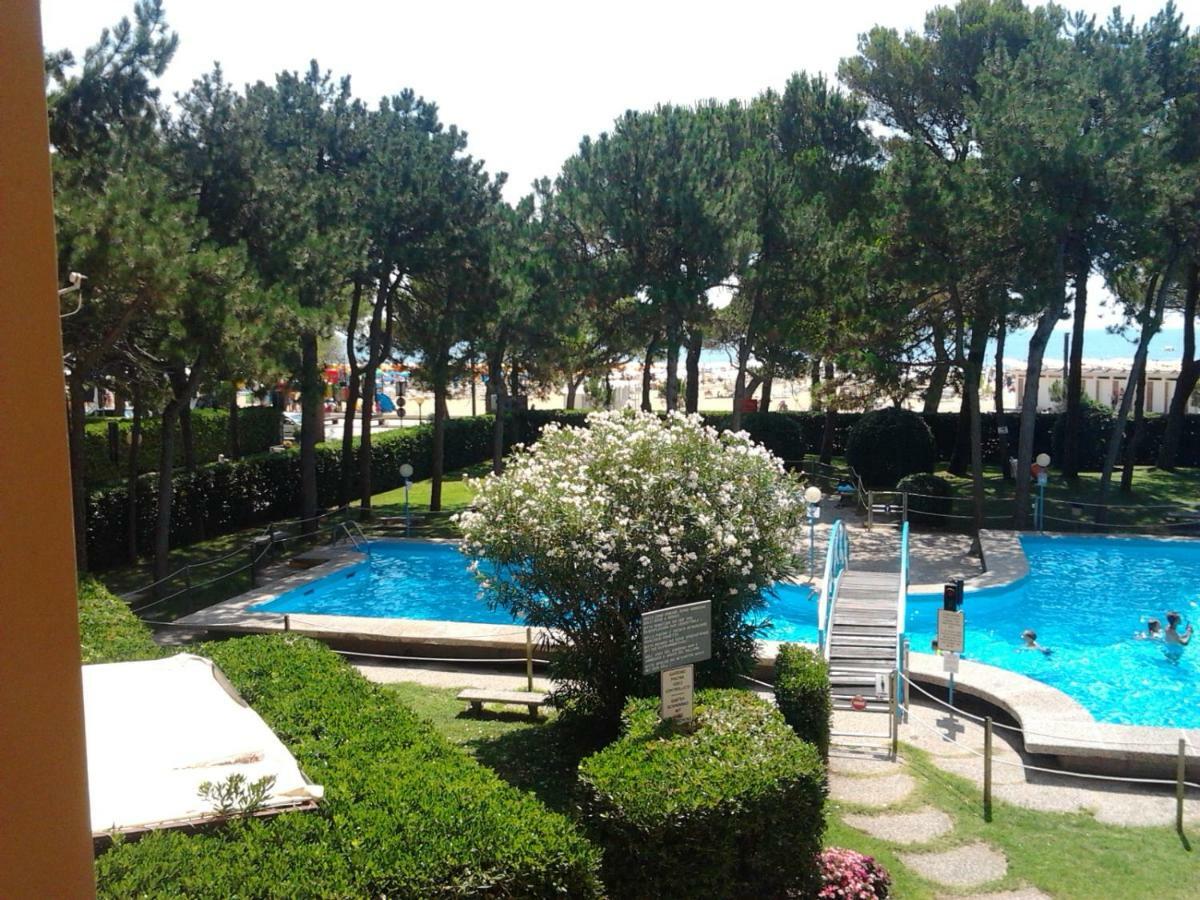 Cristallo Residence Lignano Sabbiadoro Eksteriør bilde